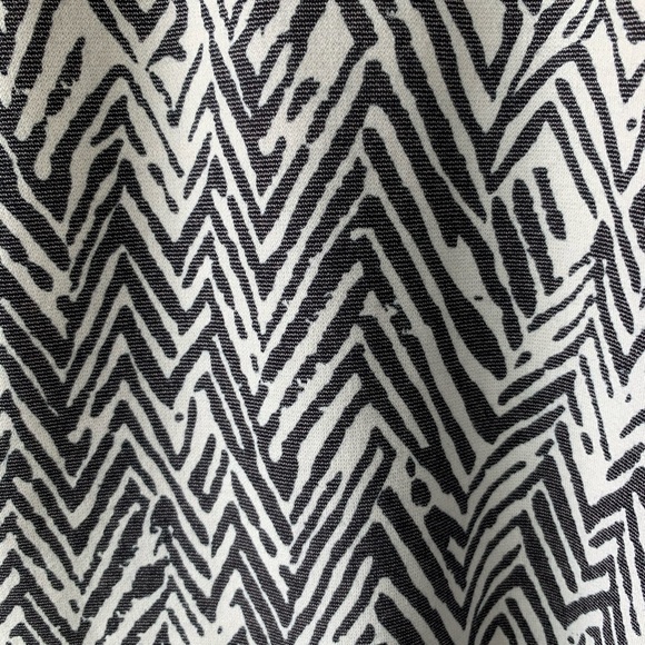 CAbi | Zig Zag Jacket Size S Style# 3034 - Picture 11 of 16